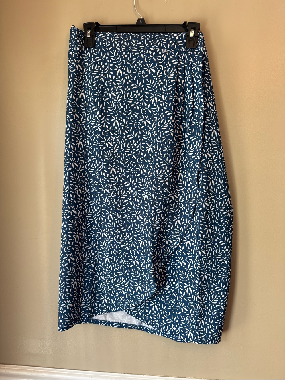 Ripskirt Hawaii Blue and White Floral Midi Skirt